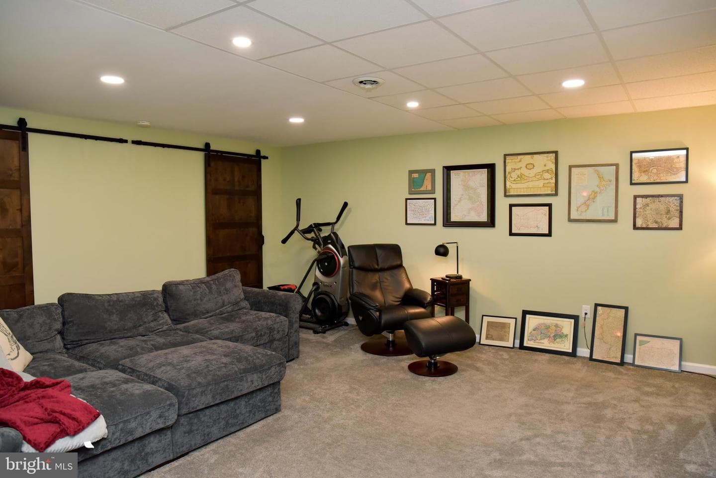 1596 Colonial Circle photo 56