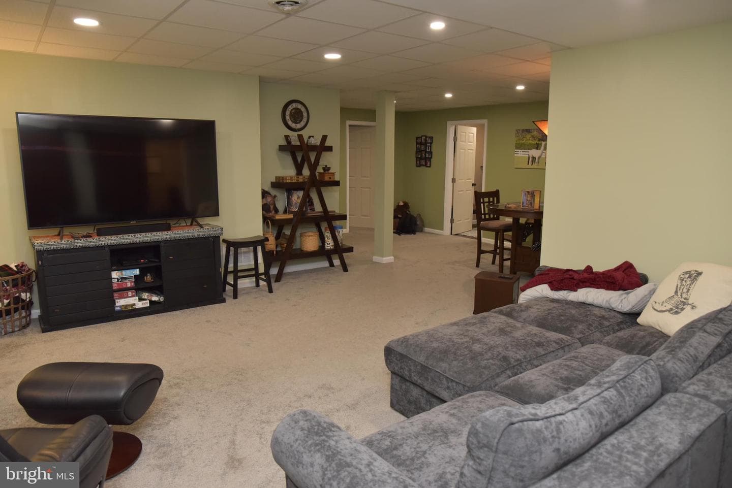1596 Colonial Circle photo 58