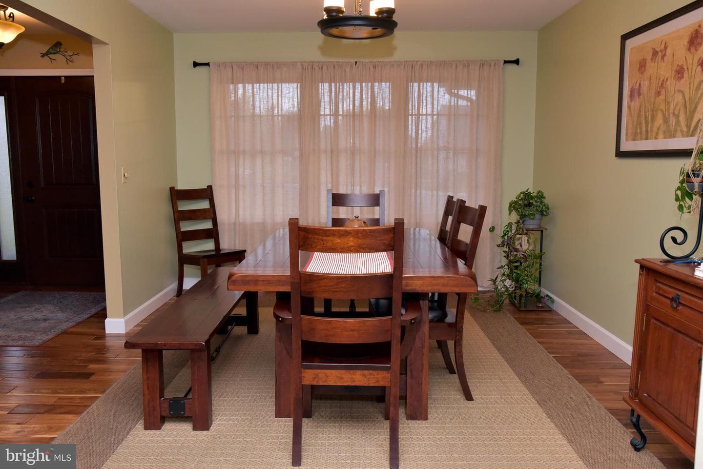 1596 Colonial Circle photo 7