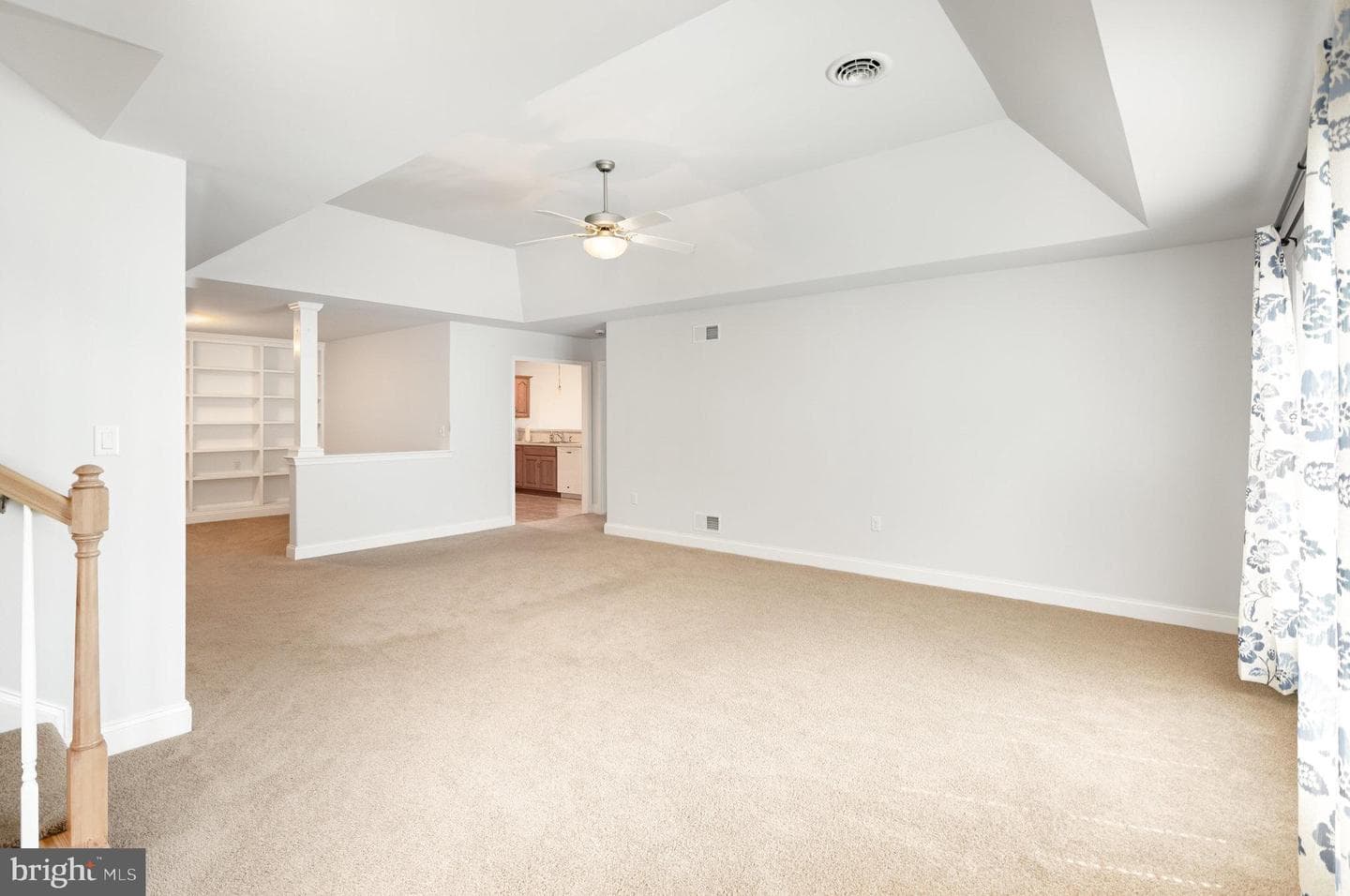 1007 Great Hall Drive photo 5
