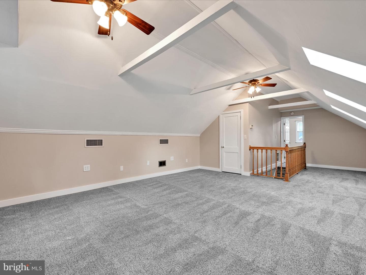 37 Willow Avenue photo 20