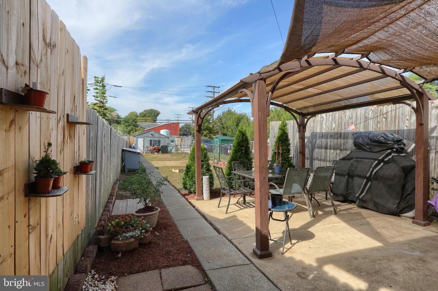405 S 6th Street photo 21