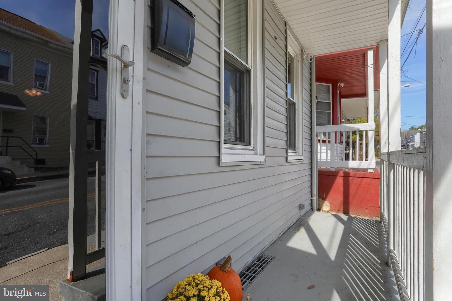 405 S 6th Street photo 3