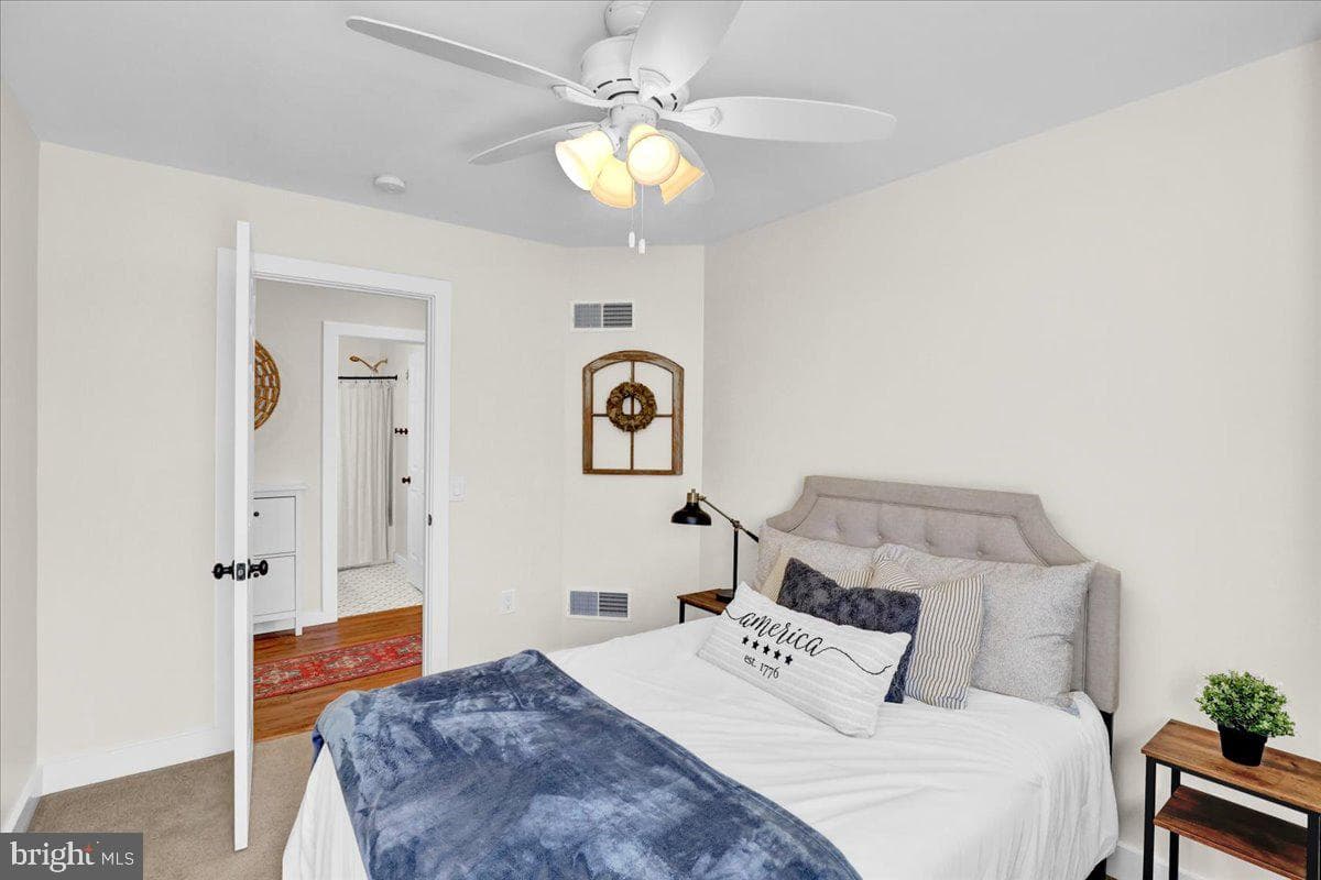10 Manor Drive photo 29