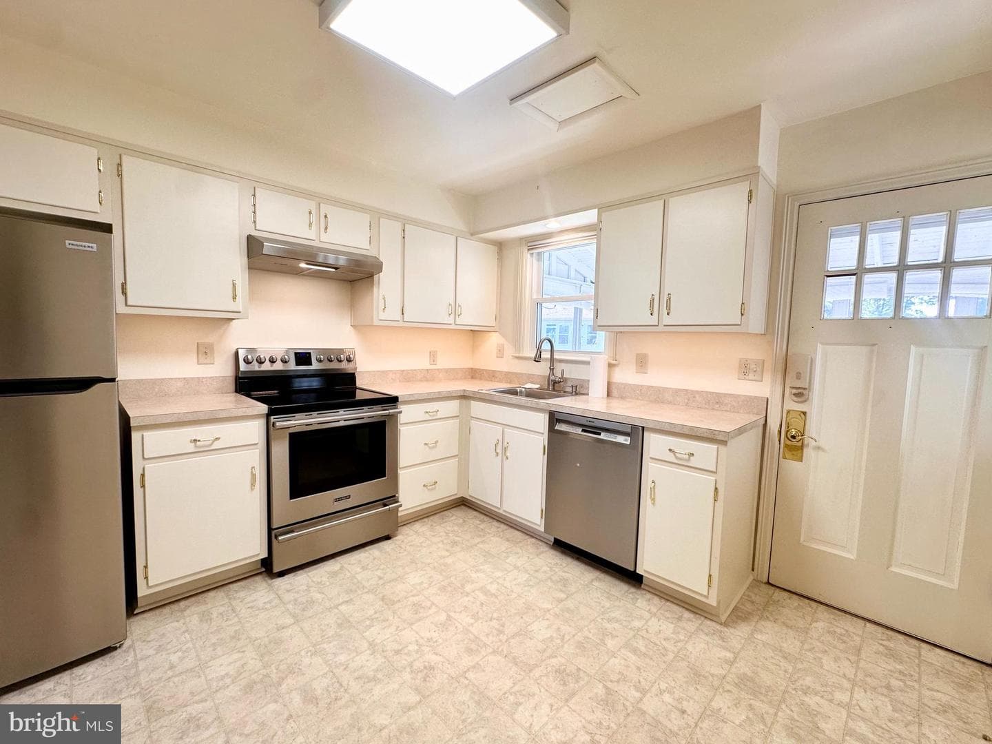 512 Park Drive photo 18