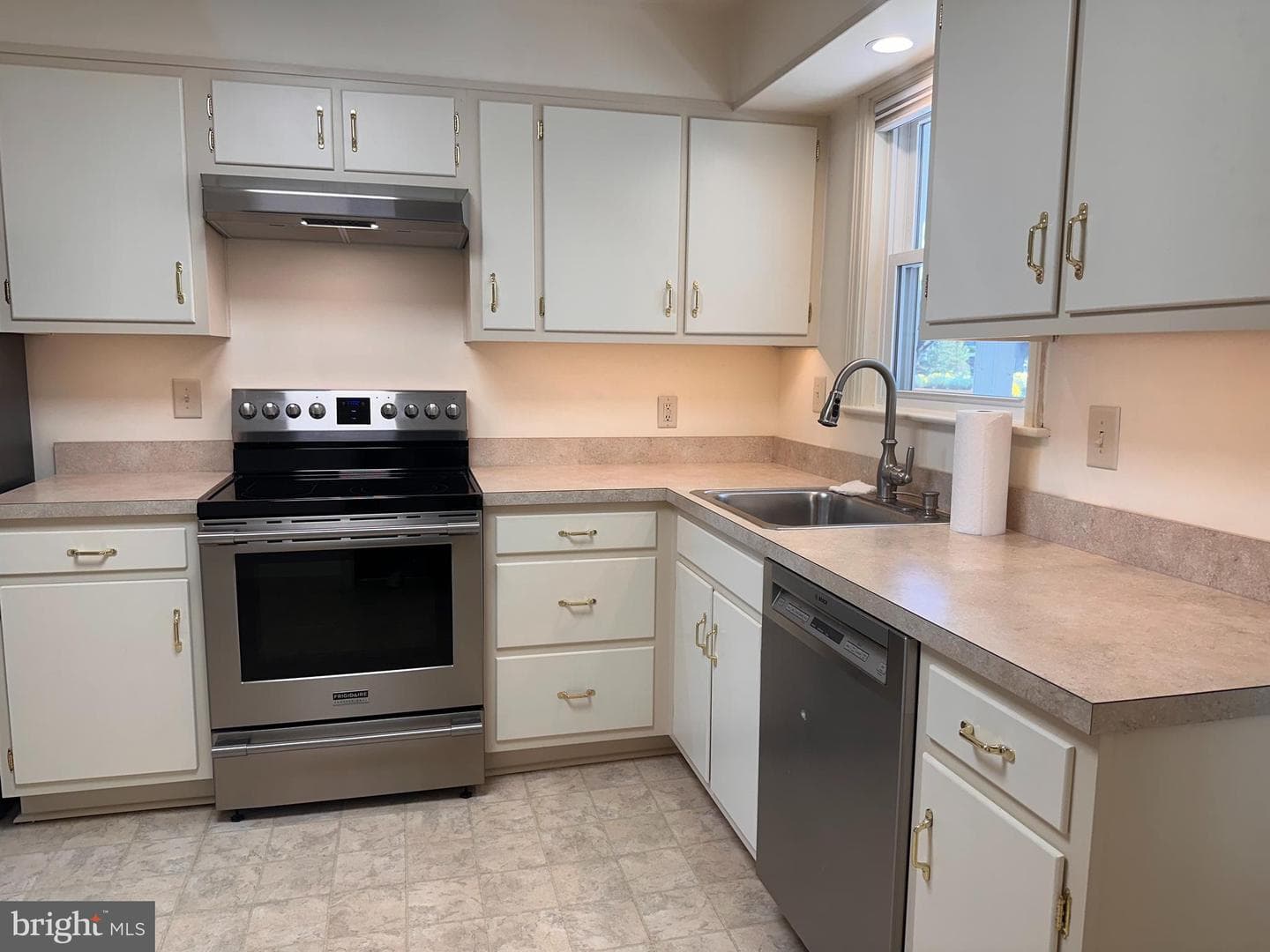 512 Park Drive photo 20