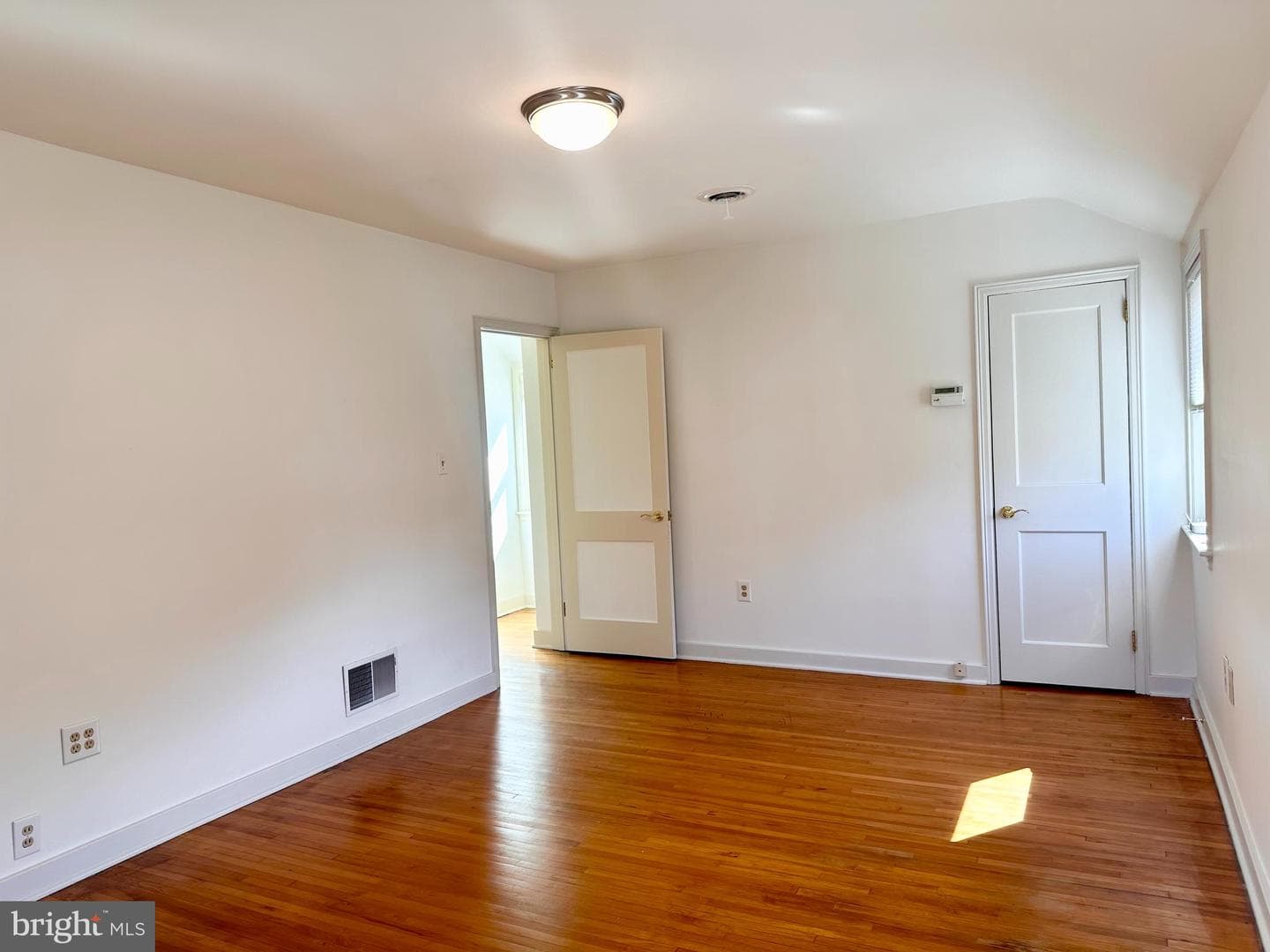 512 Park Drive photo 26