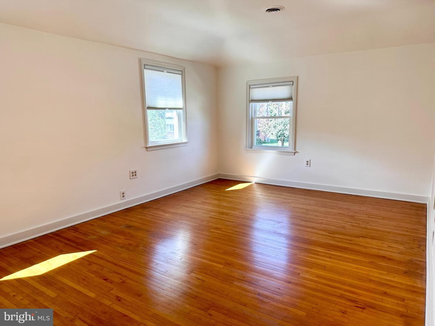 512 Park Drive photo 28