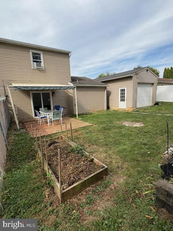208 S Center Street photo 5