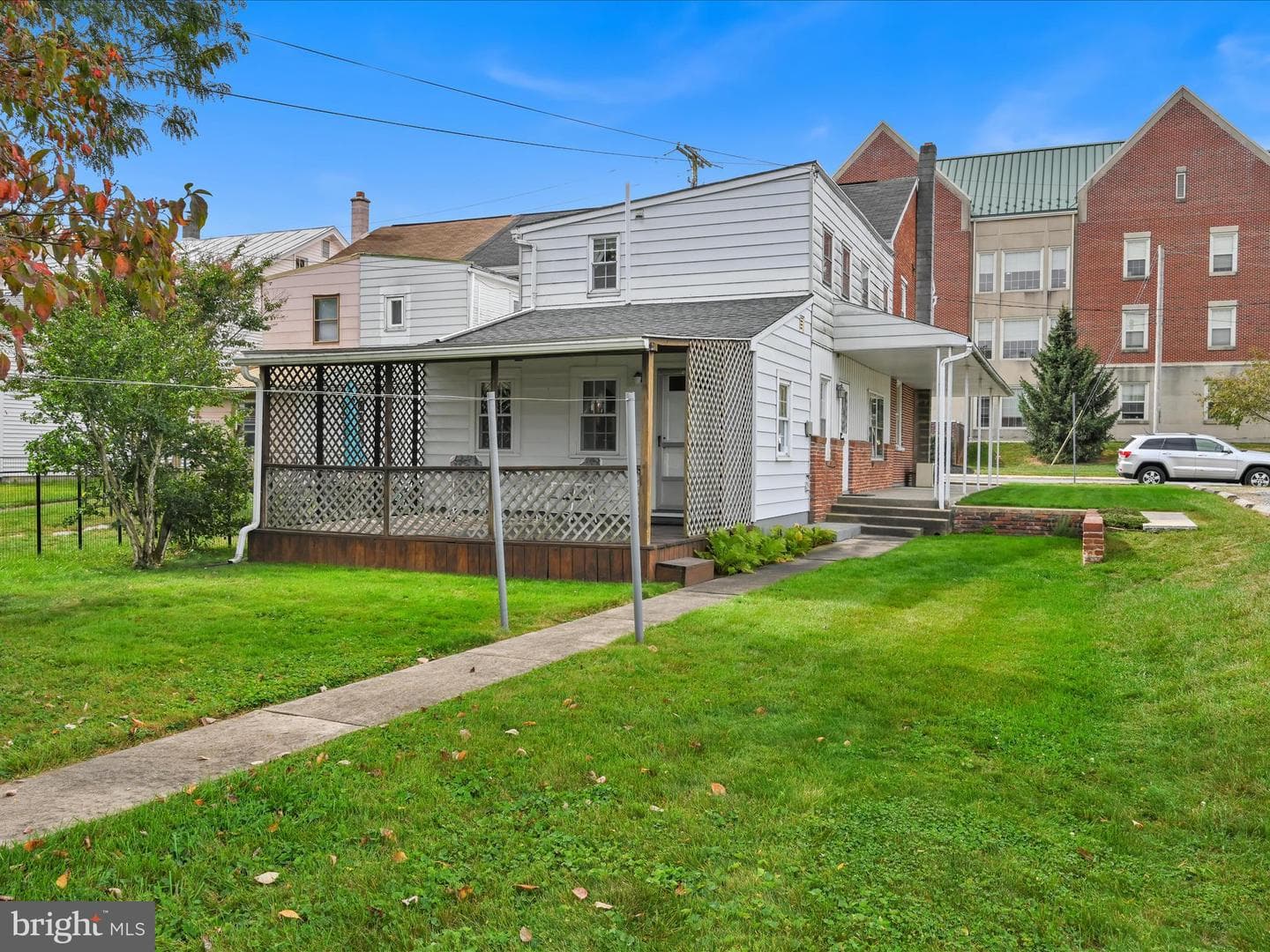 140 N Railroad Street photo 30