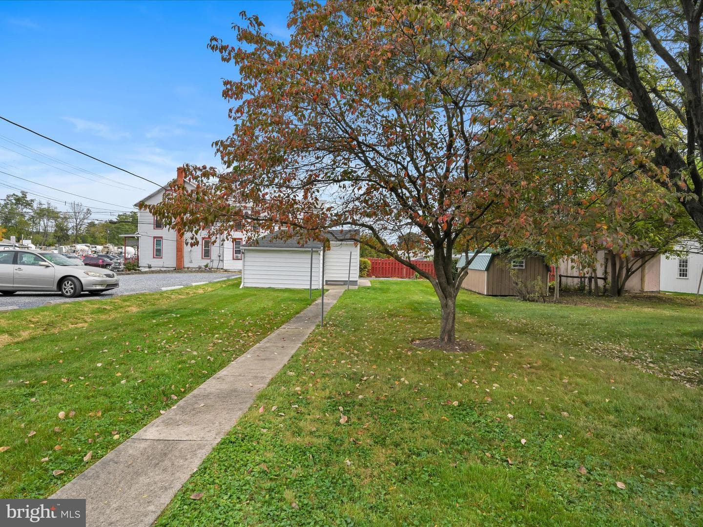 140 N Railroad Street photo 31