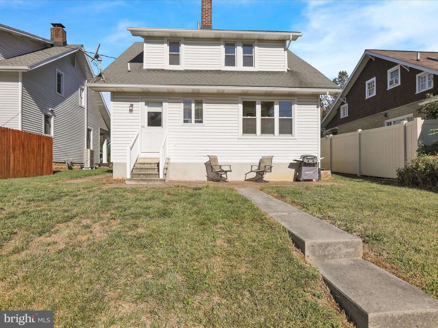 1410 Oak Street photo 34
