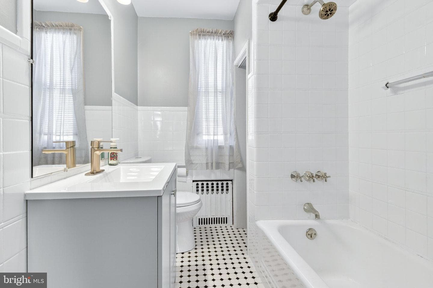 1025 Cornwall Road photo 21