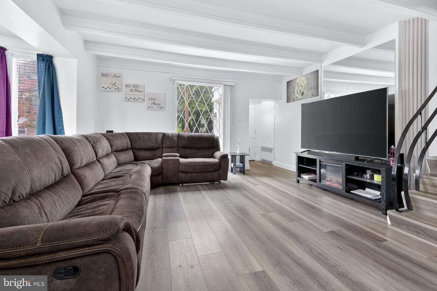 1025 Cornwall Road photo 6