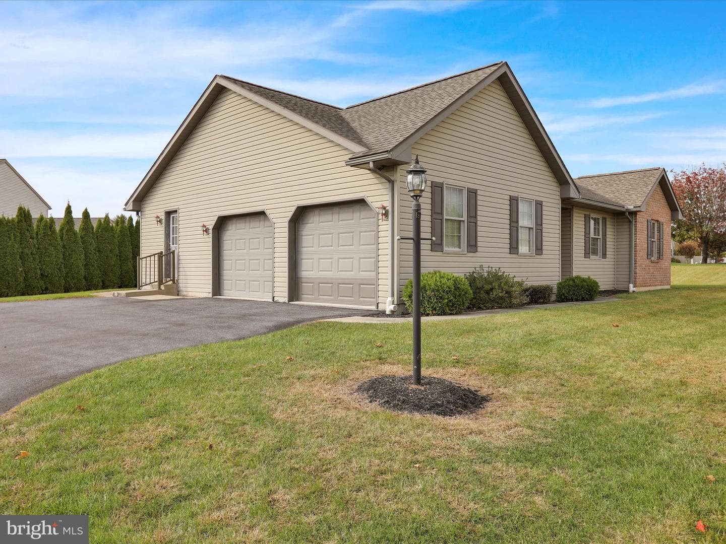 26 Village Drive photo 2