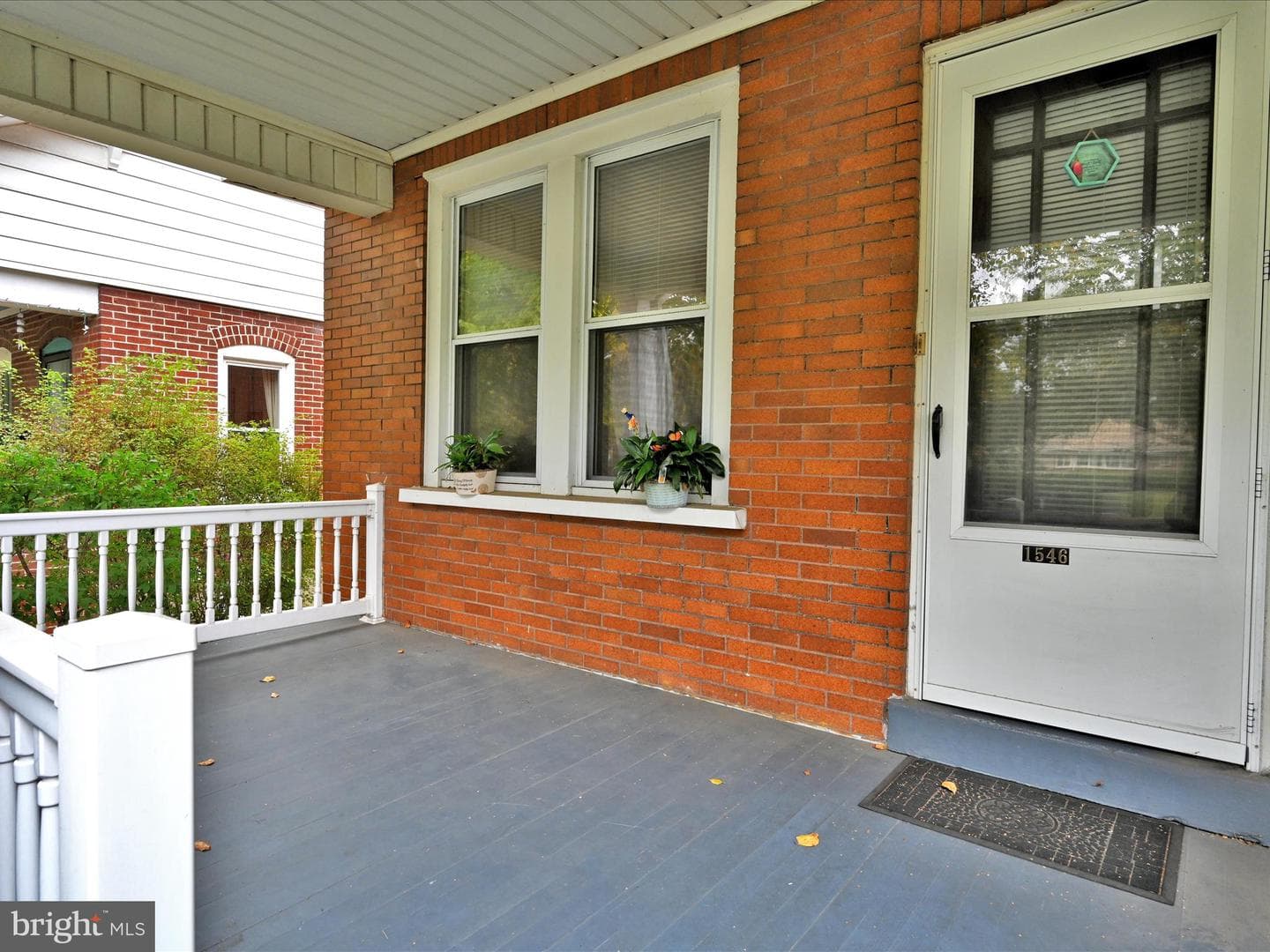 1546 Oak Street photo 5