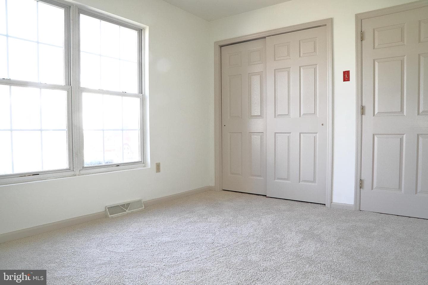 597 Blueberry Lane photo 23