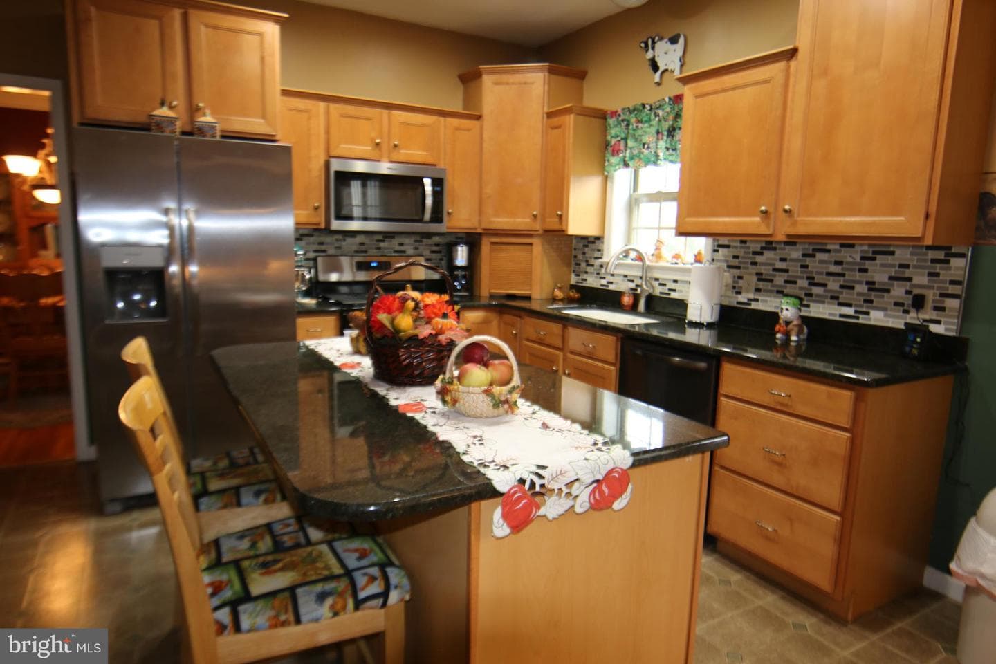527 Royal Road photo 13