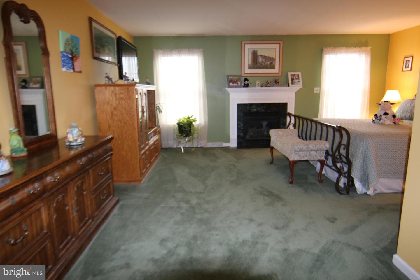 527 Royal Road photo 24