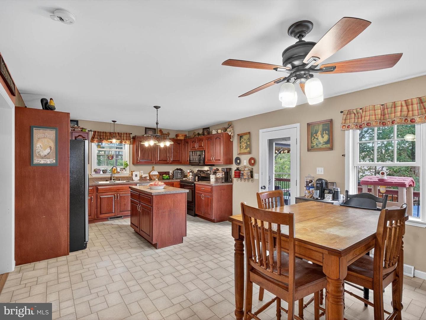 14 Firefly Drive photo 15