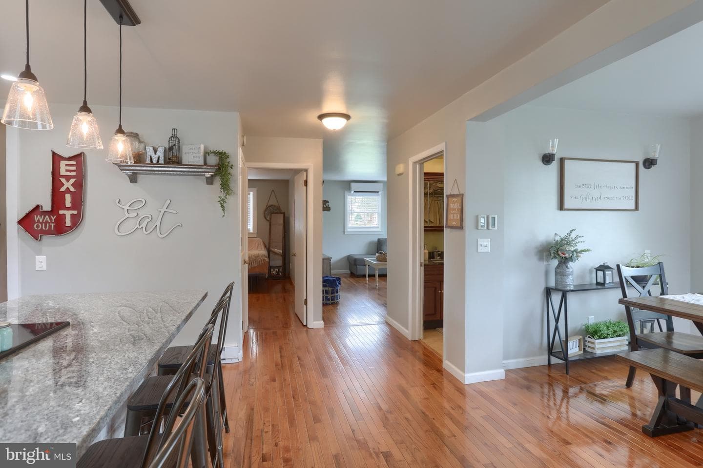 116 W Washington Avenue photo 15