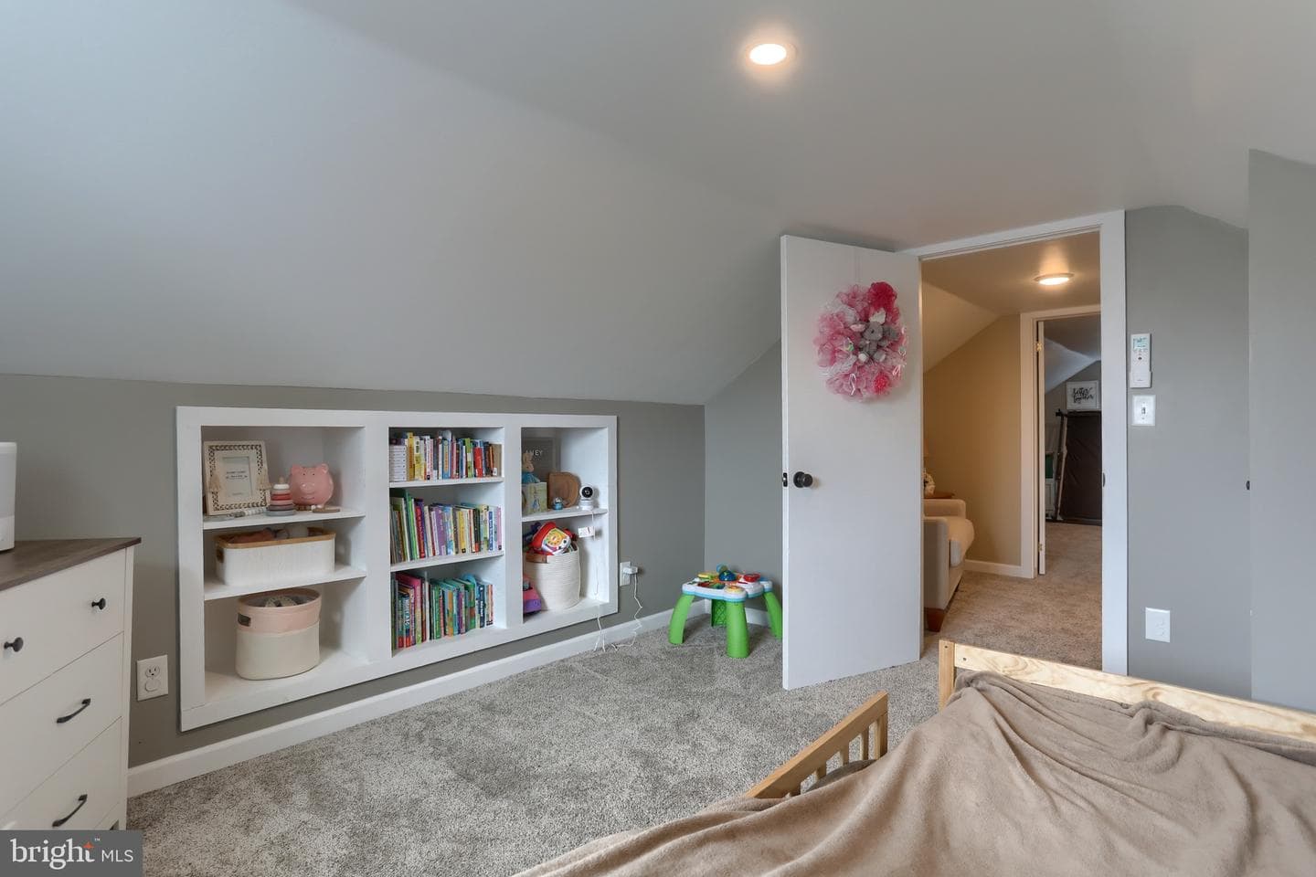 116 W Washington Avenue photo 32