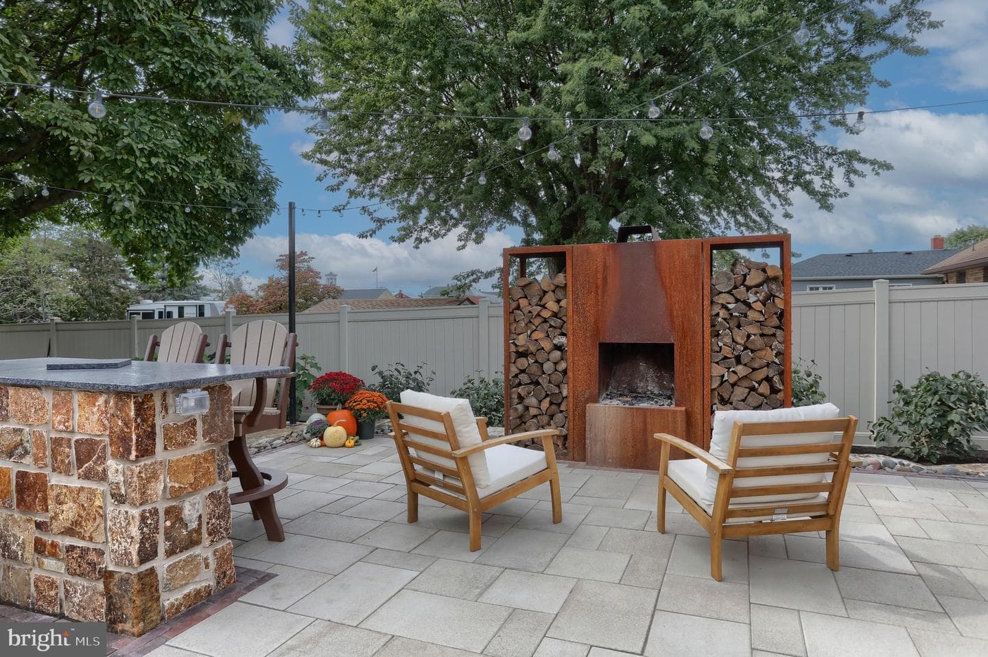 116 W Washington Avenue photo 42