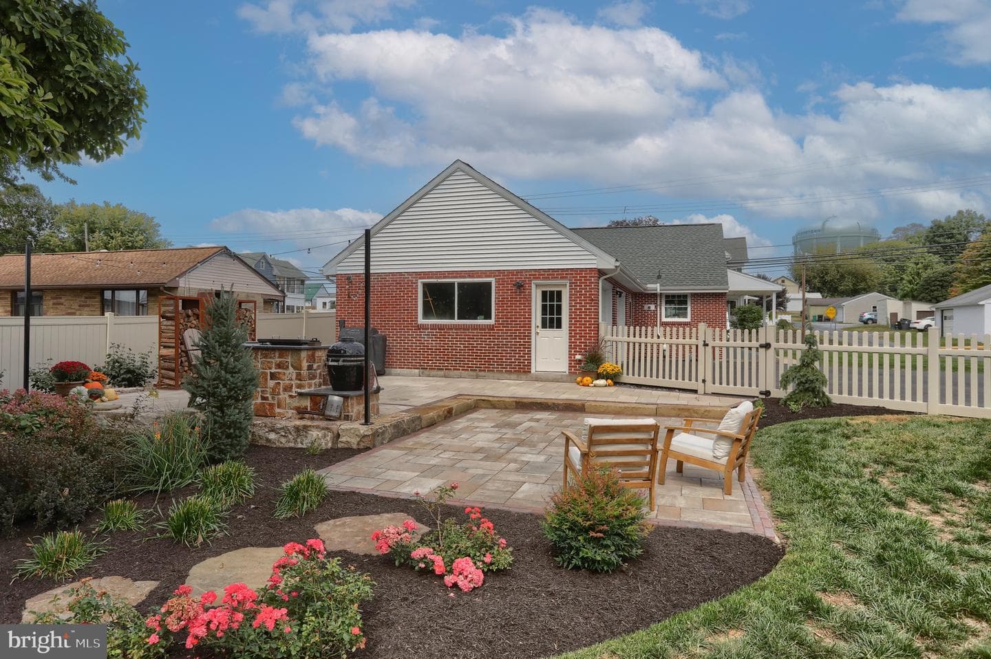 116 W Washington Avenue photo 45