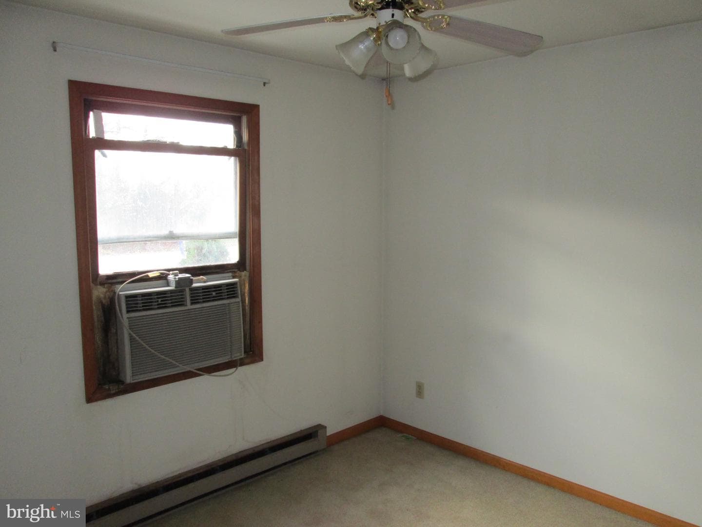 409 E Rosebud Road photo 21