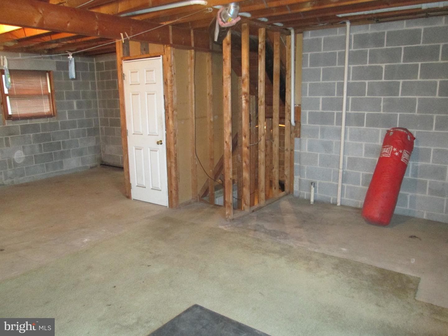 409 E Rosebud Road photo 27