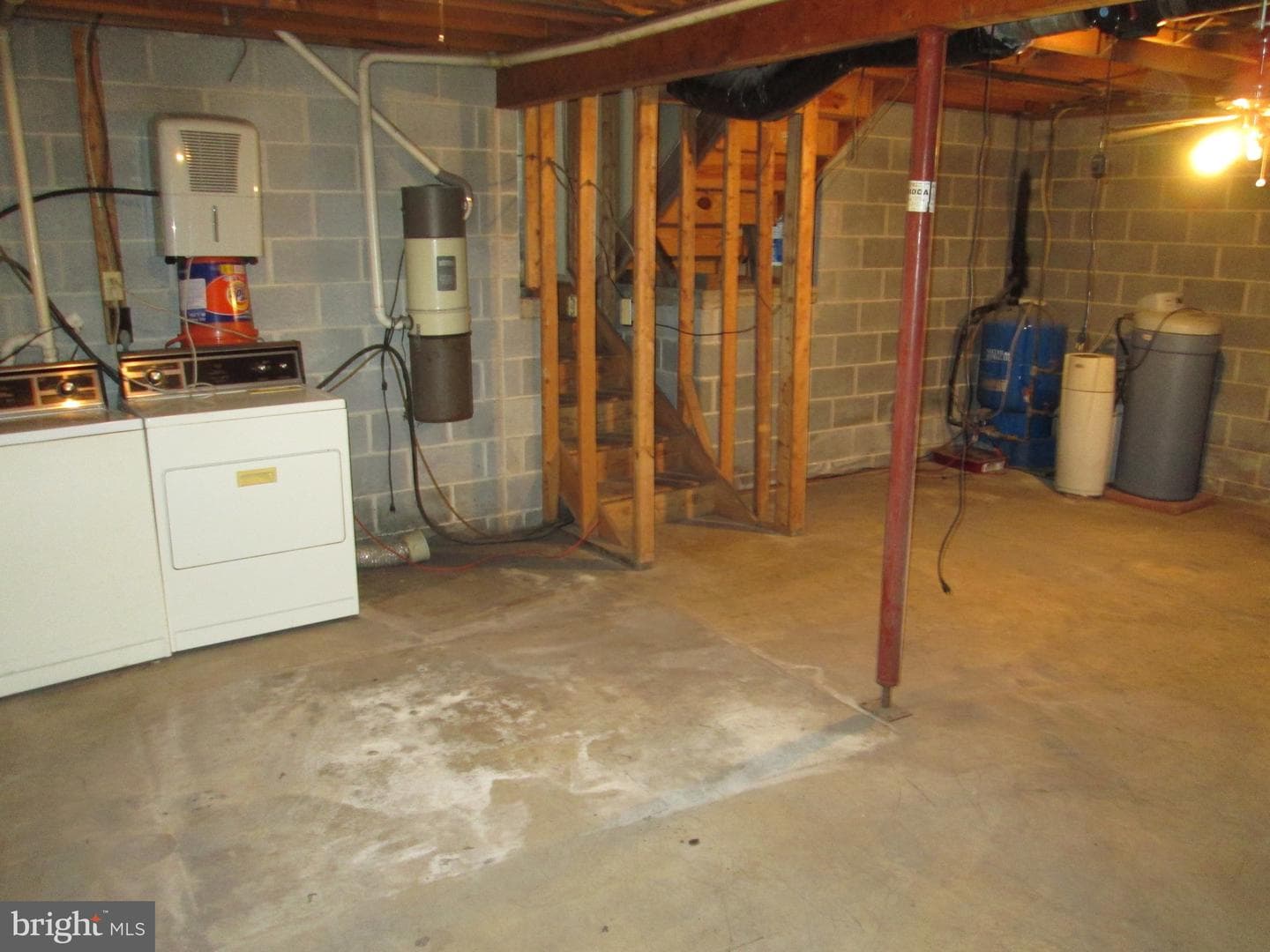 409 E Rosebud Road photo 29