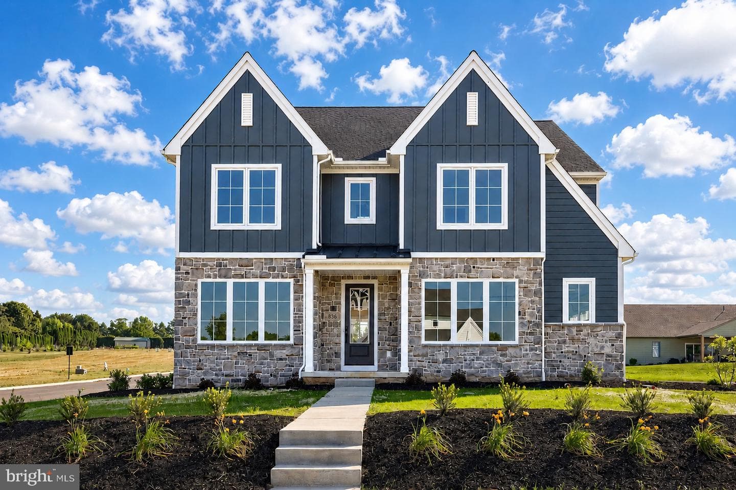 836 Wheatfield Lane, Lebanon