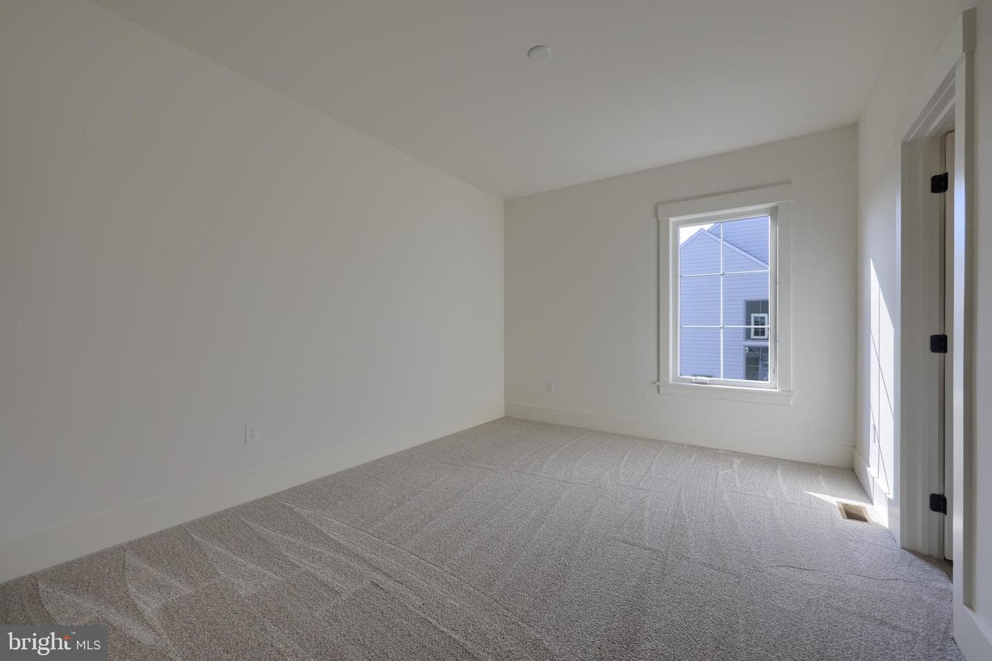 836 Wheatfield Lane photo 22
