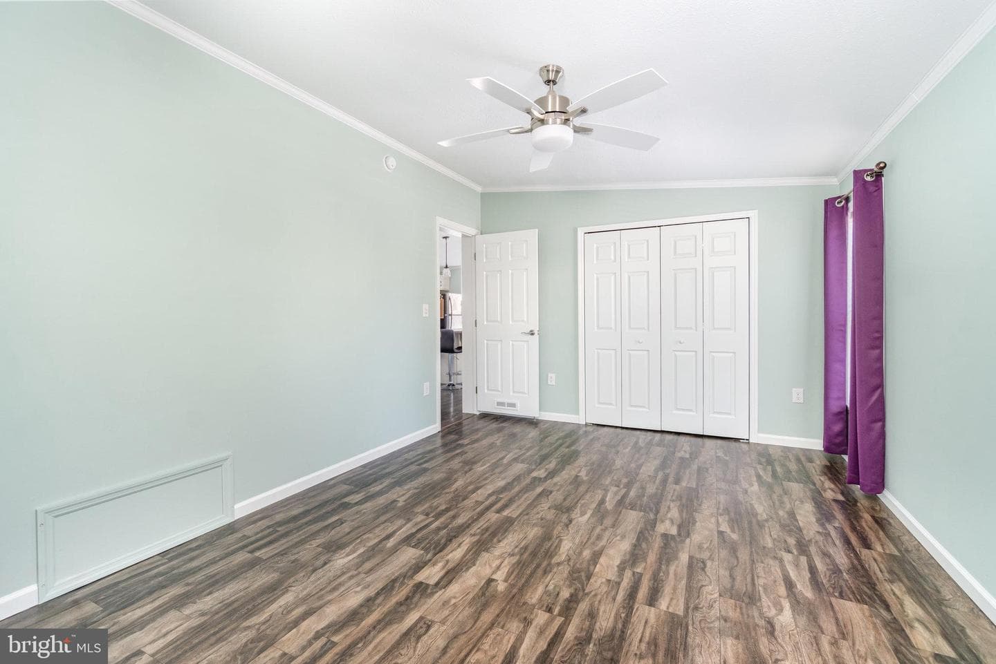421 N Railroad Street photo 12