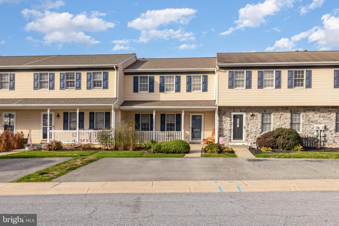2083 Greystone Drive photo 6