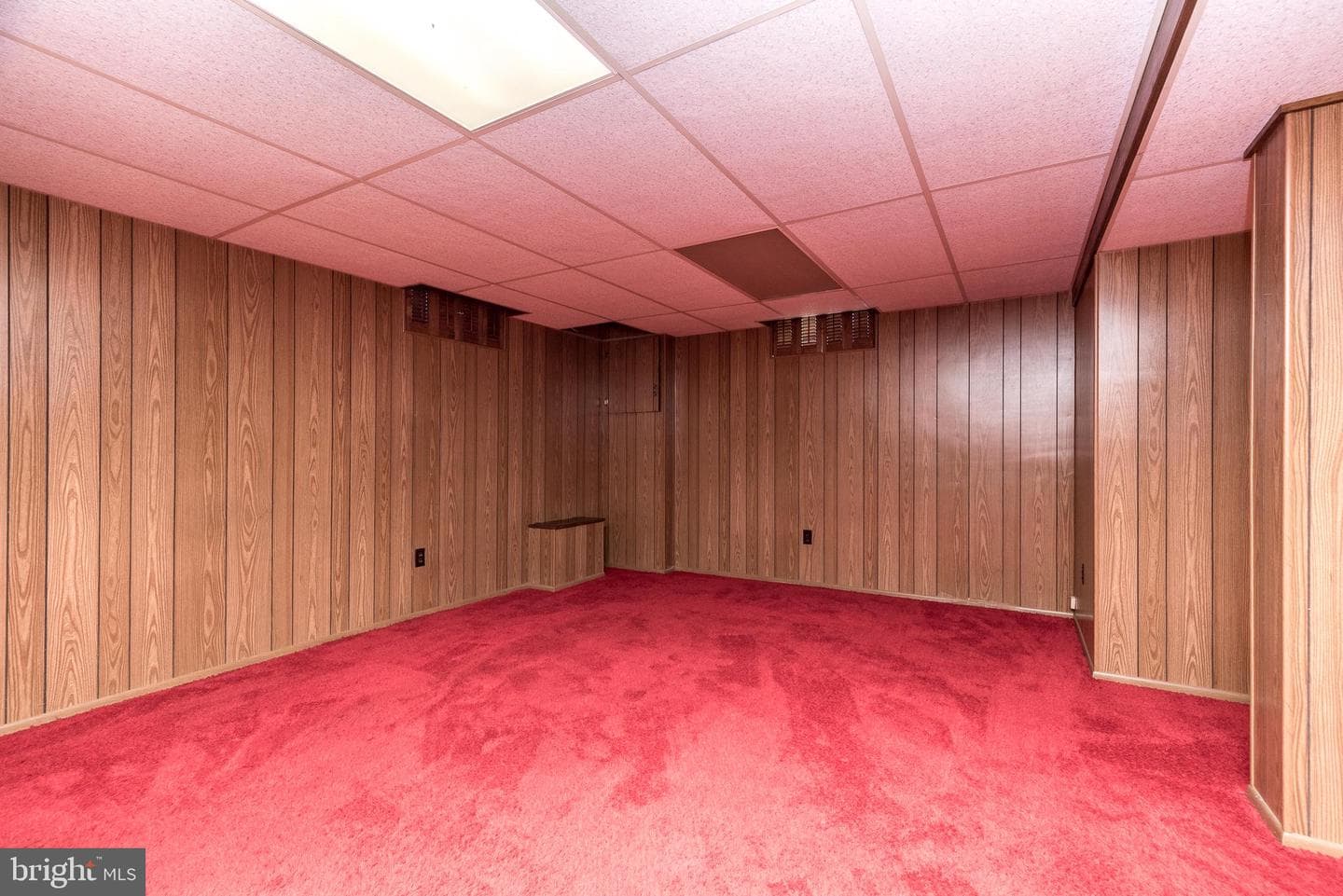 538 W Locust Street photo 36