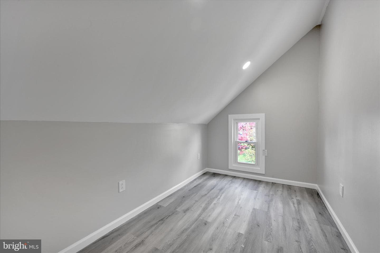 1074 E Main Street photo 24