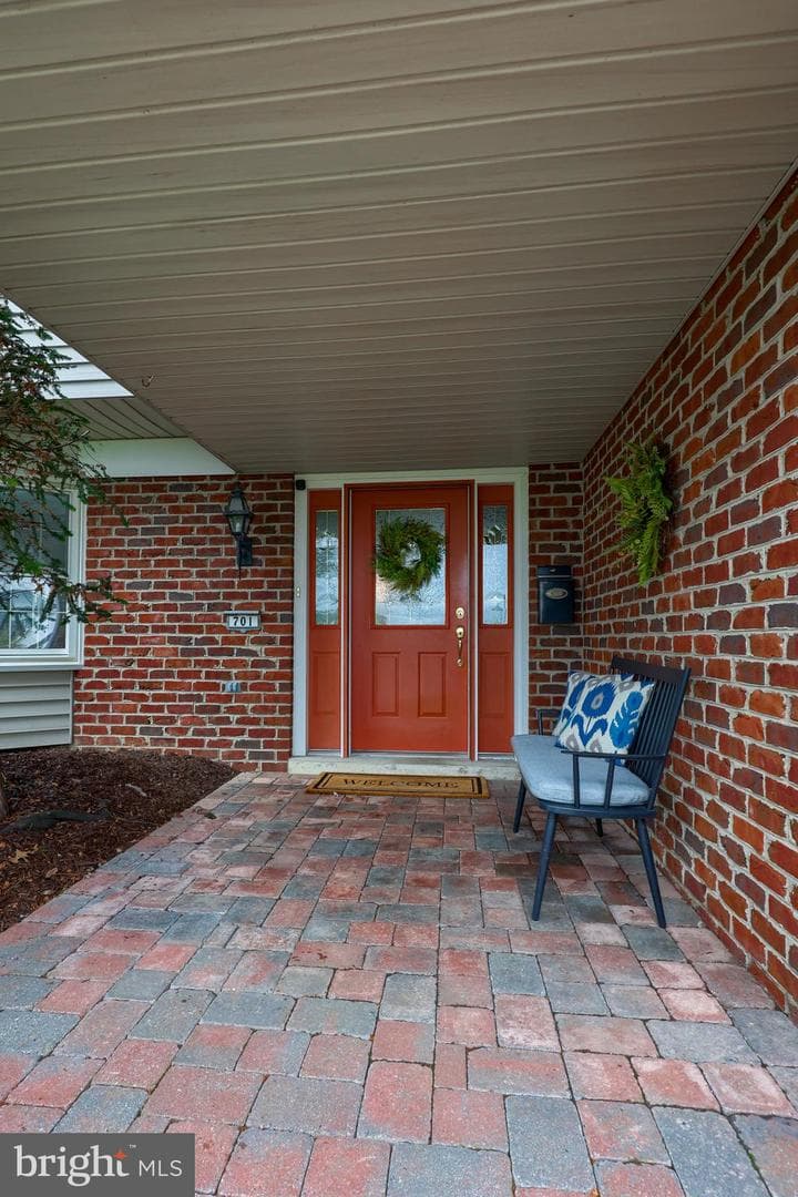 701 Colony Drive photo 46