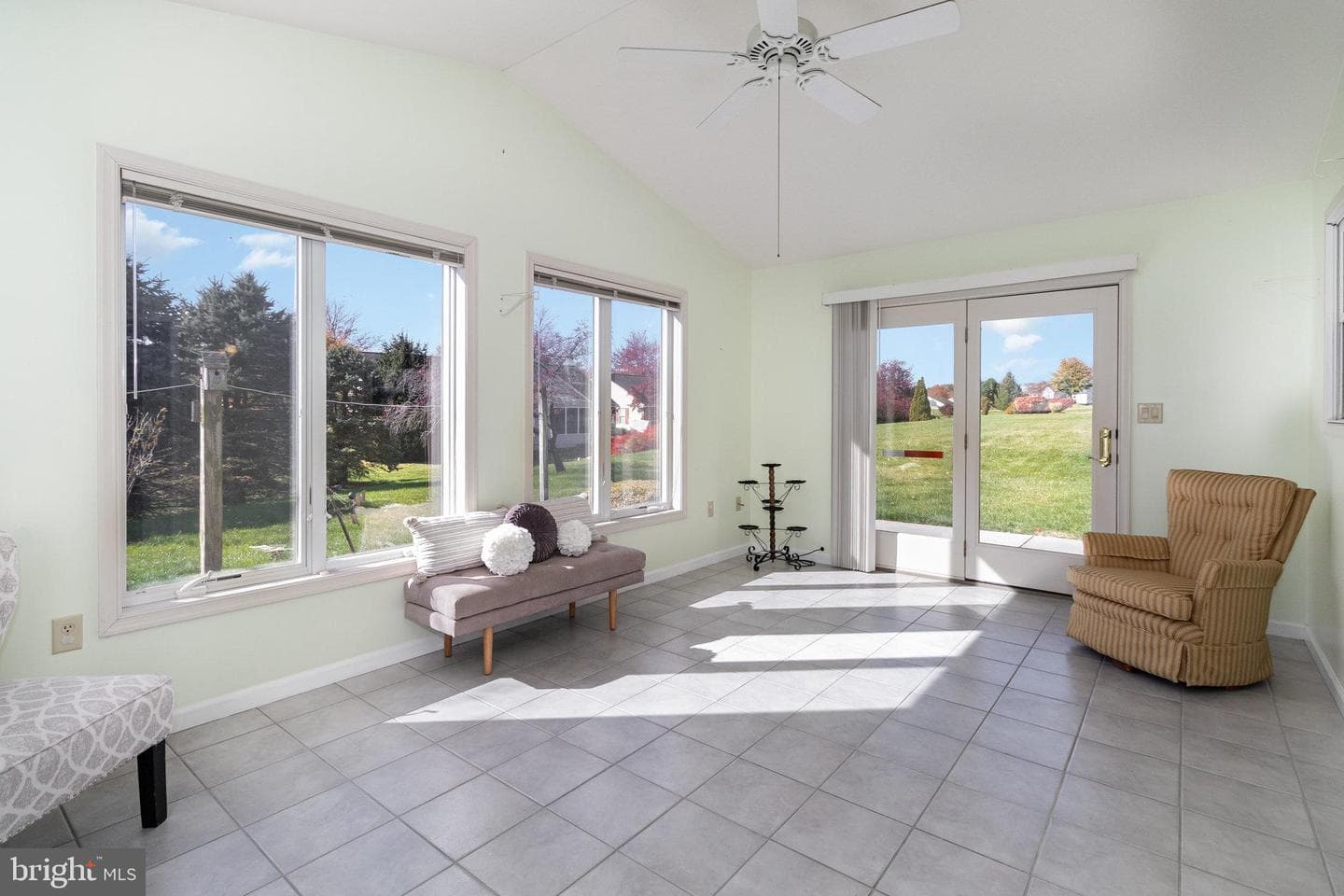 15 Lakeview Drive photo 14