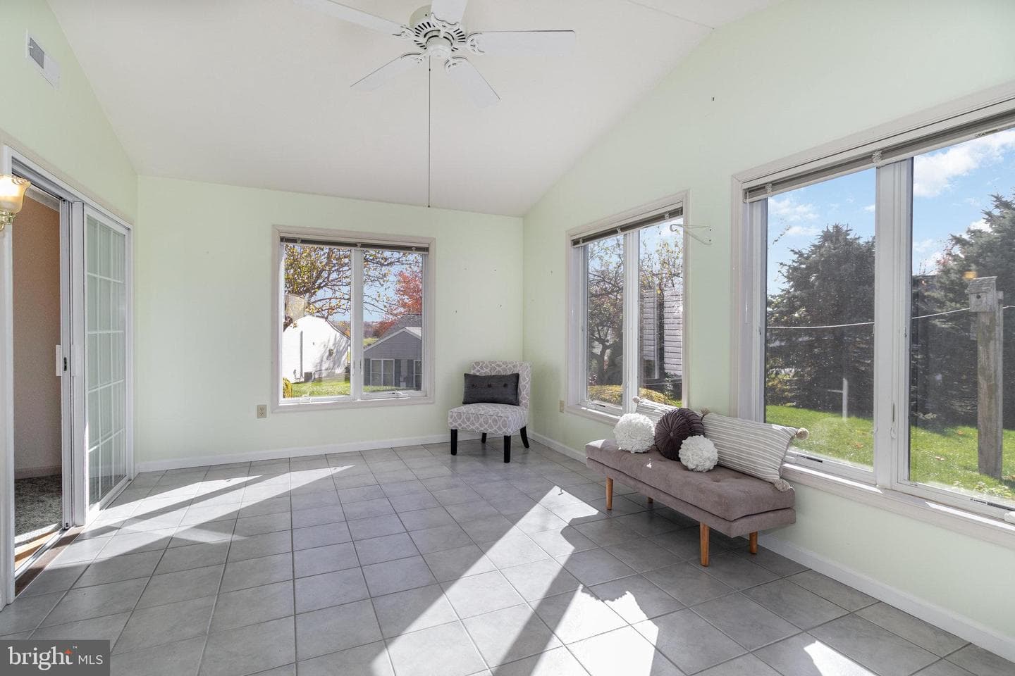 15 Lakeview Drive photo 15