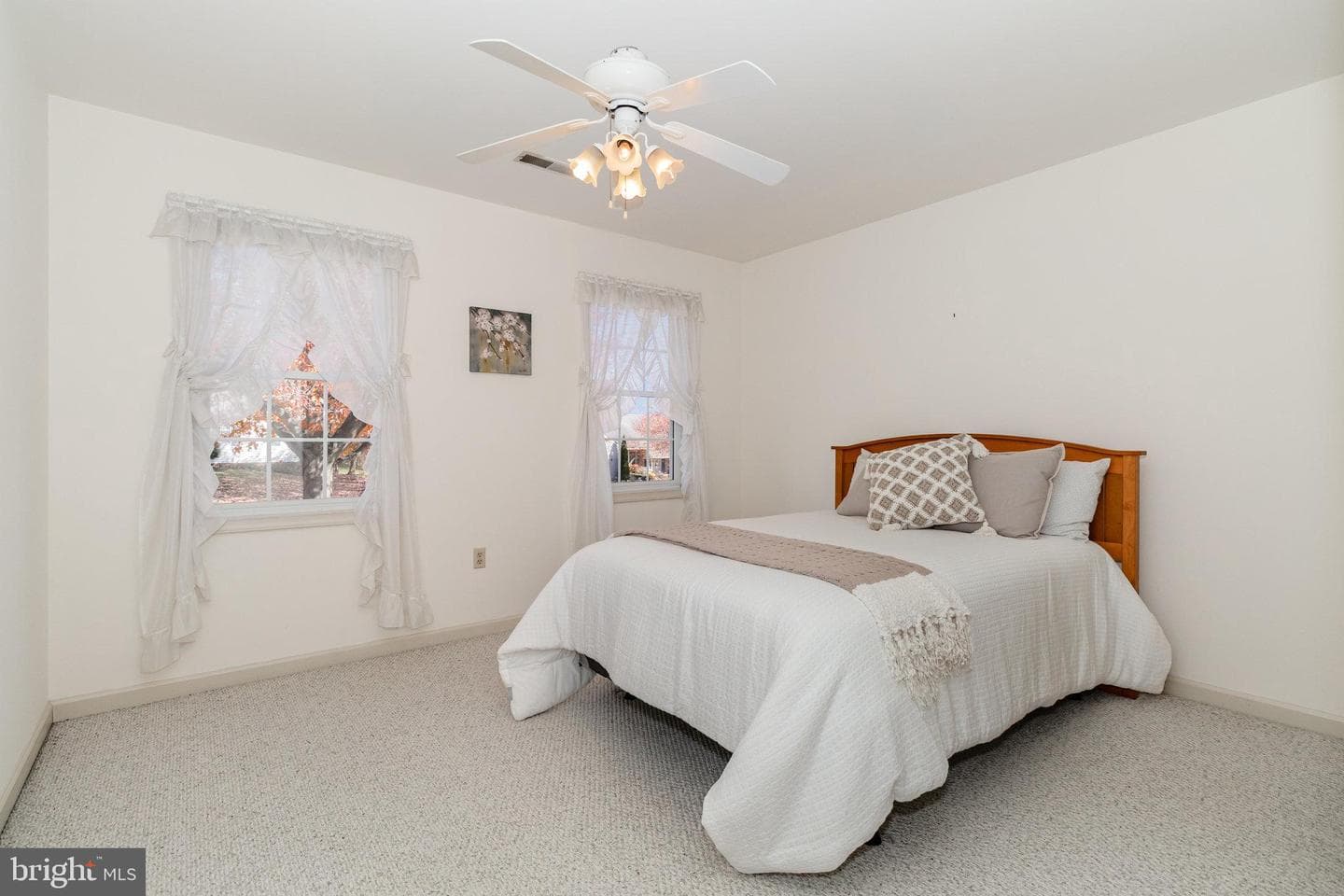 15 Lakeview Drive photo 17