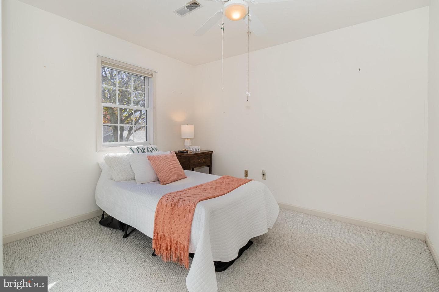 15 Lakeview Drive photo 20