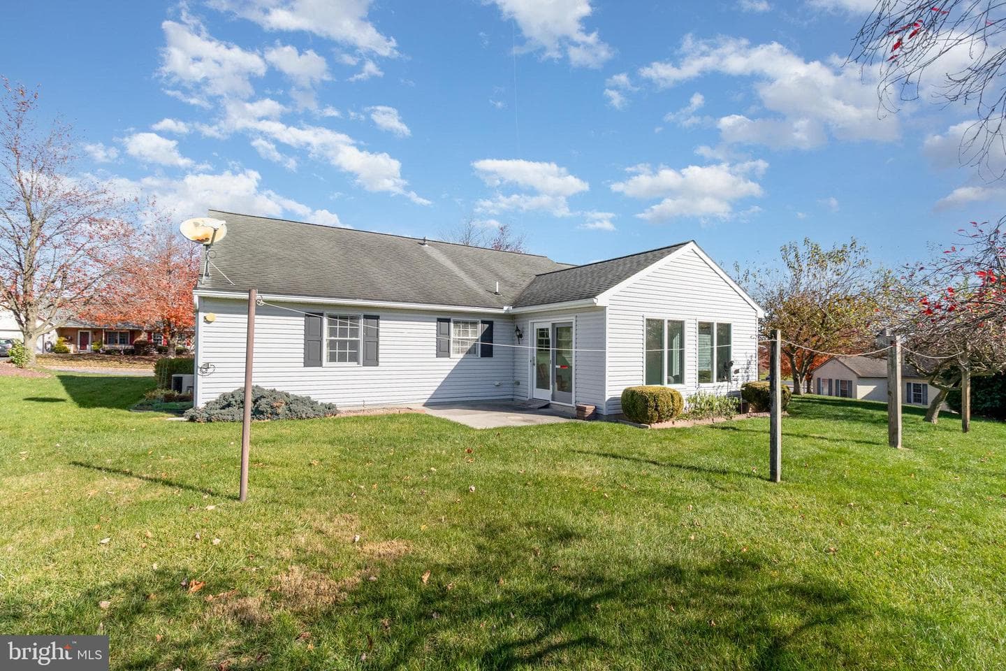 15 Lakeview Drive photo 31