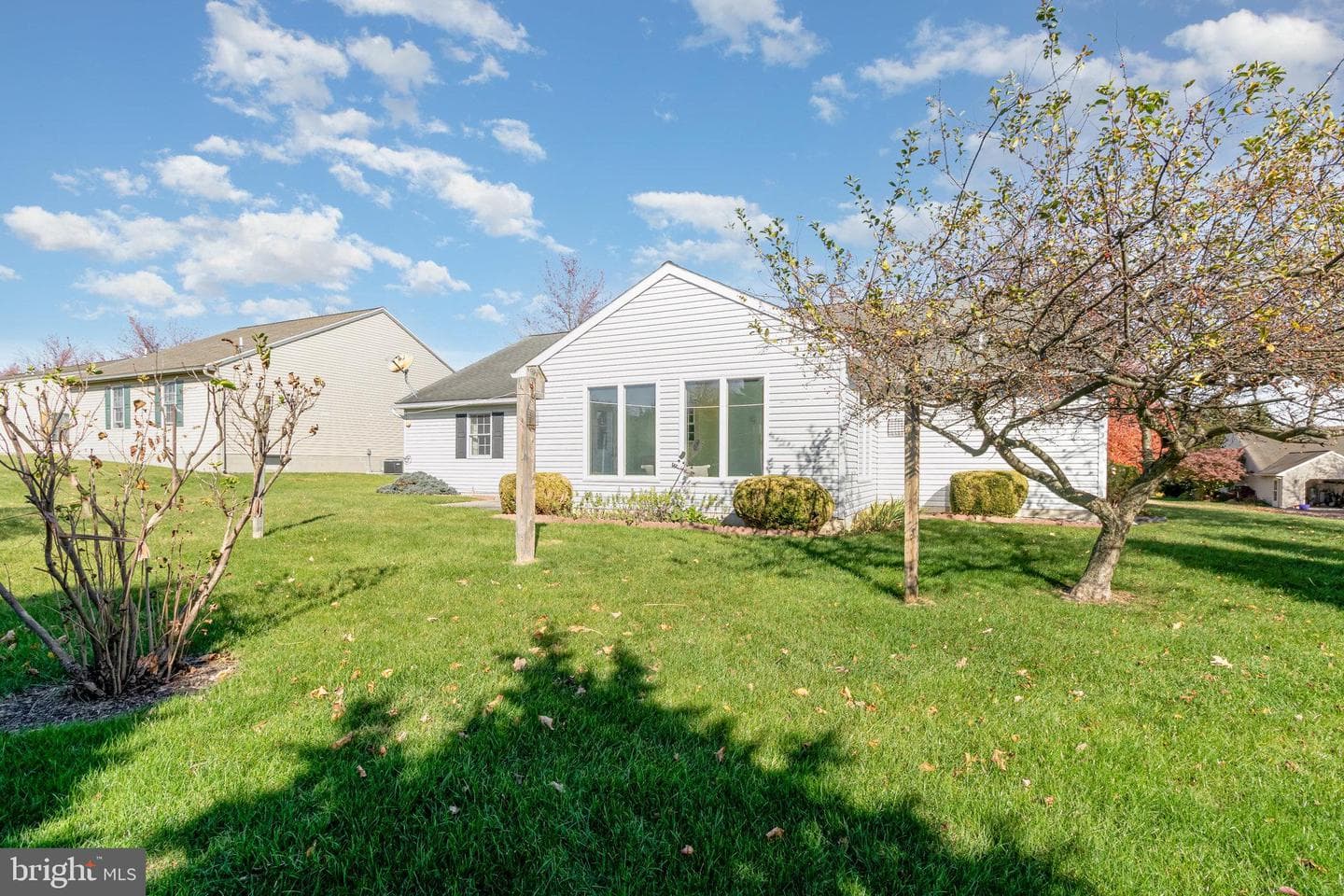 15 Lakeview Drive photo 34