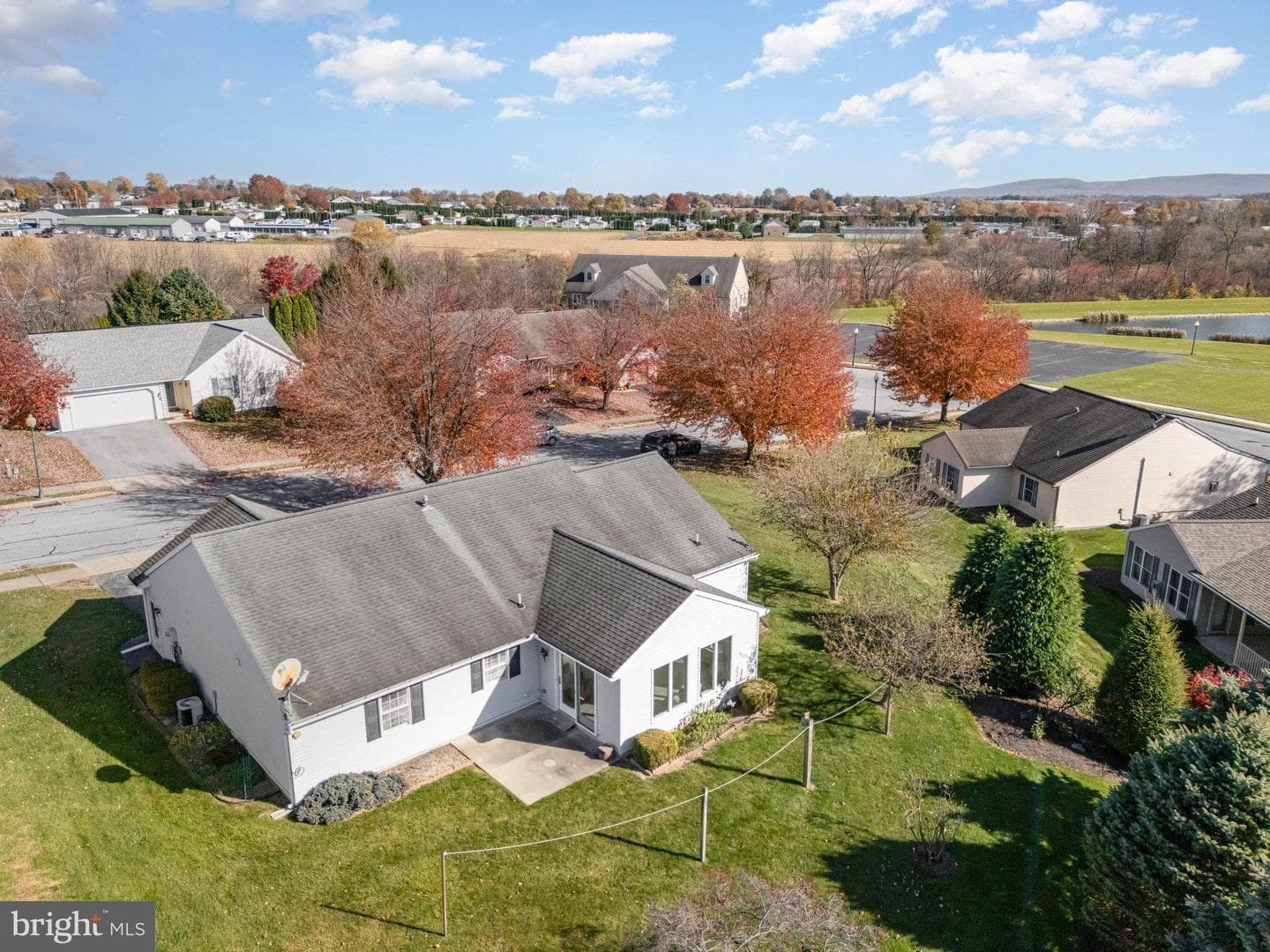 15 Lakeview Drive photo 35