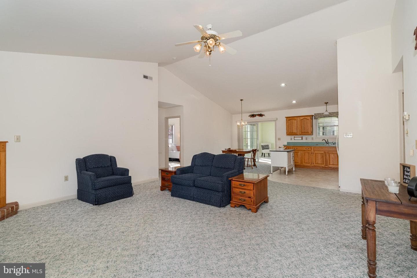 15 Lakeview Drive photo 7