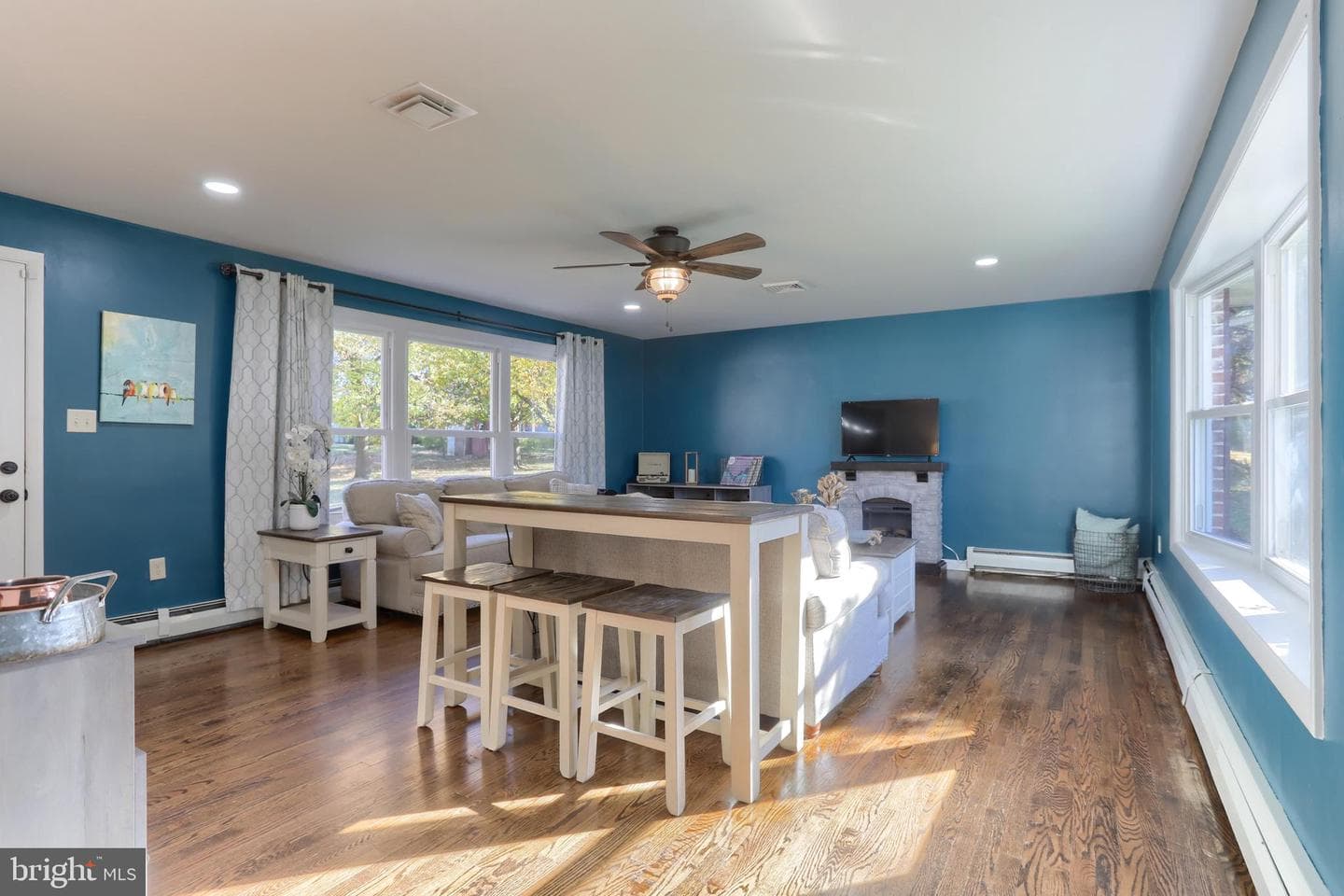 508 Noble Street photo 6