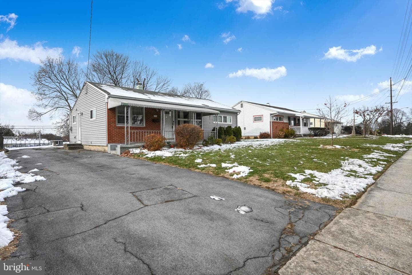 539 S 5th Avenue photo 3