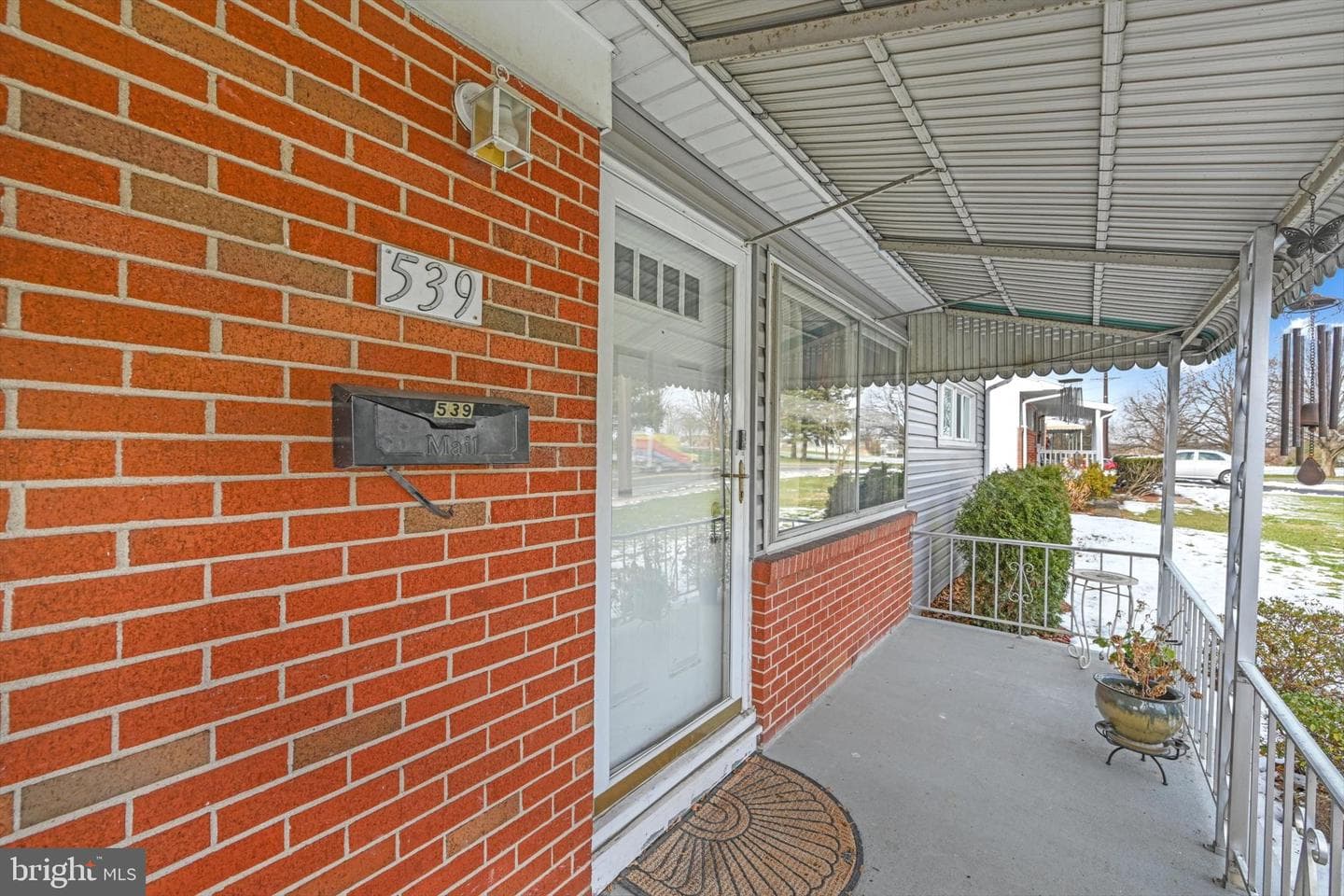 539 S 5th Avenue photo 8