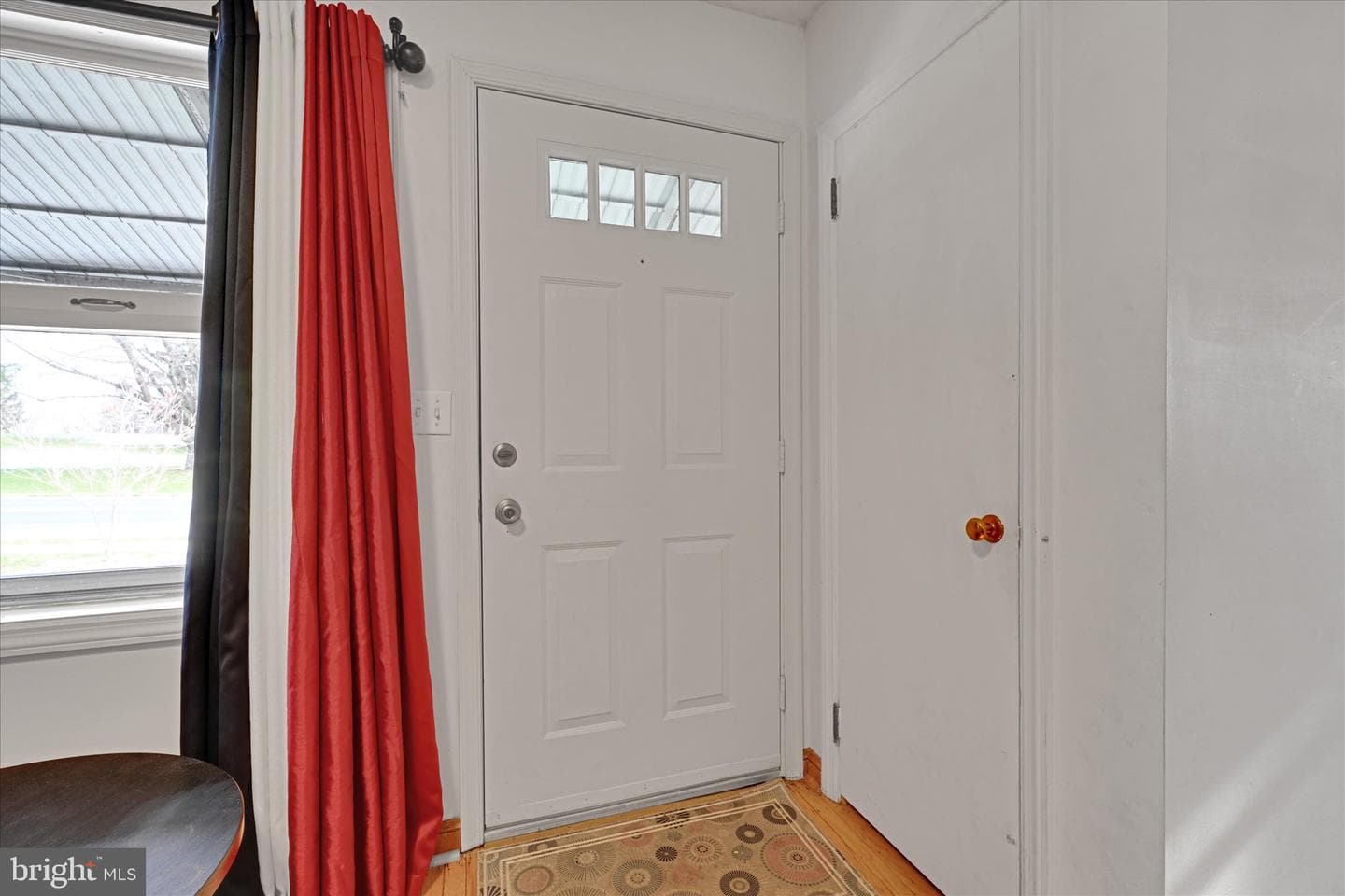 539 S 5th Avenue photo 9